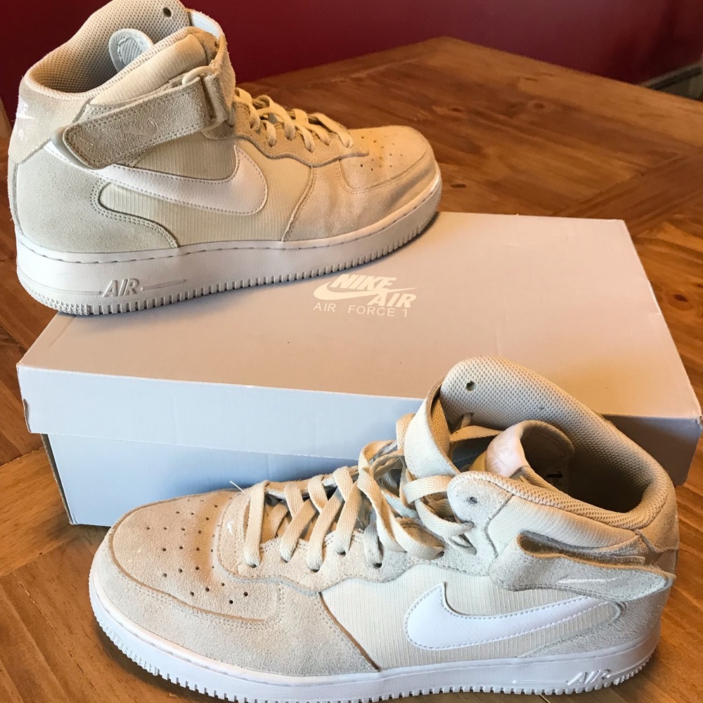 Cream Air Force 1 Mid ‘07, Sz 11